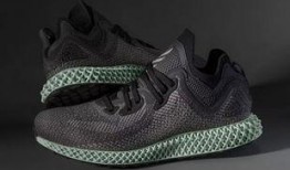 最新跑鞋爆料视频播放,科技革新与性能提升一览无余